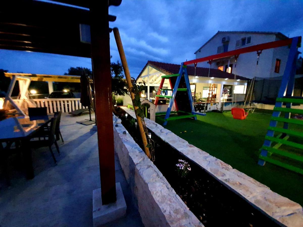 Guesthouse Milijana Orebic Bagian luar foto